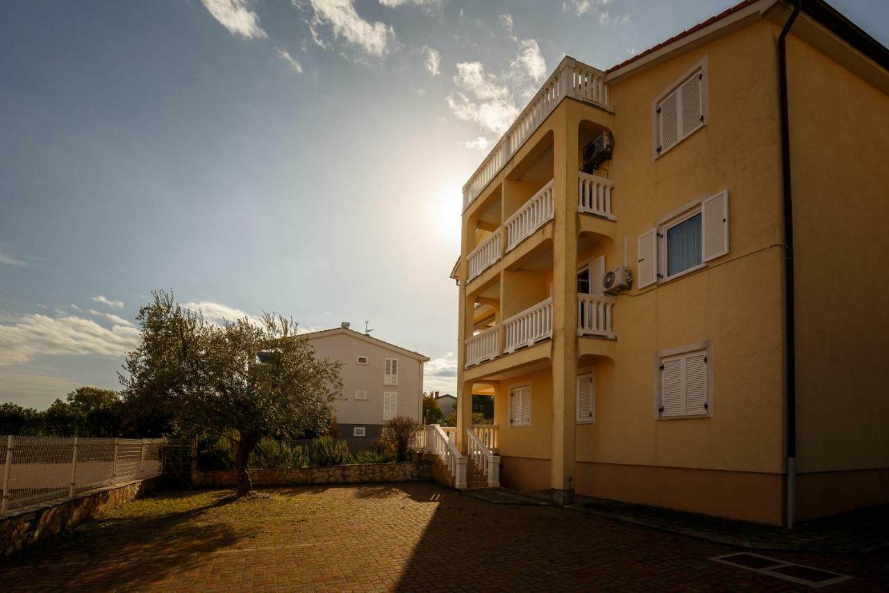 Apartment Josephine 2 Malinska Luaran gambar