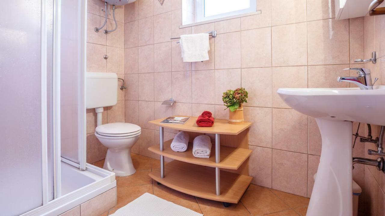 Apartment Josephine 2 Malinska Luaran gambar