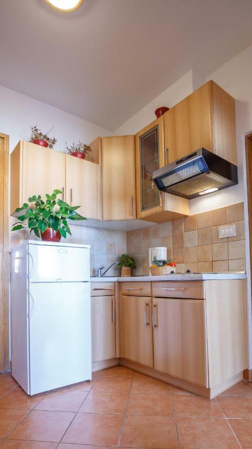 Apartment Josephine 2 Malinska Luaran gambar
